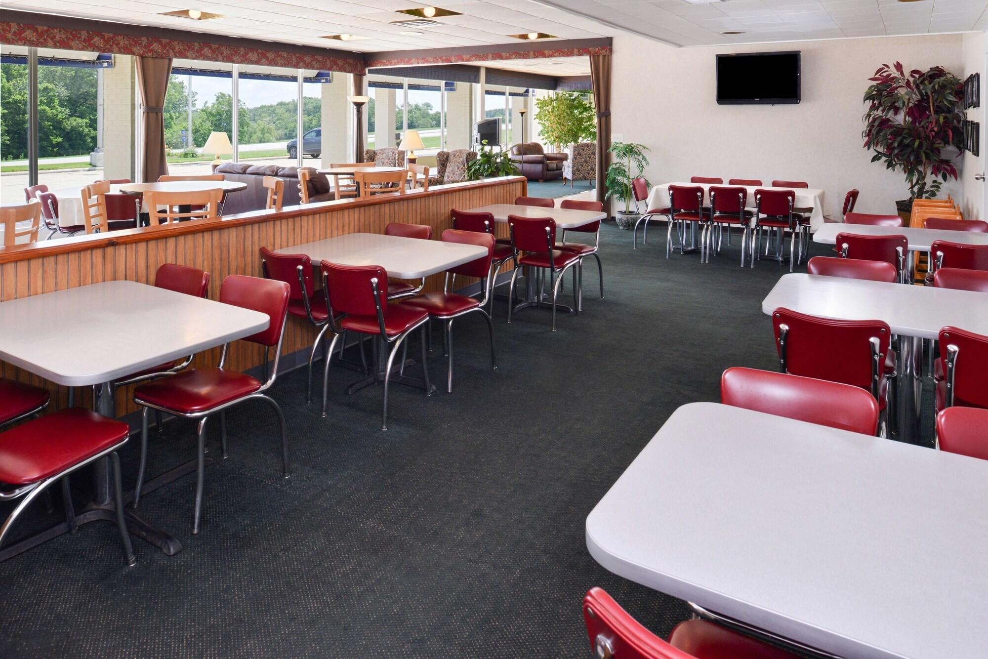 Quality Inn & Suites Vandalia Near I-70 And Hwy 51 Kültér fotó