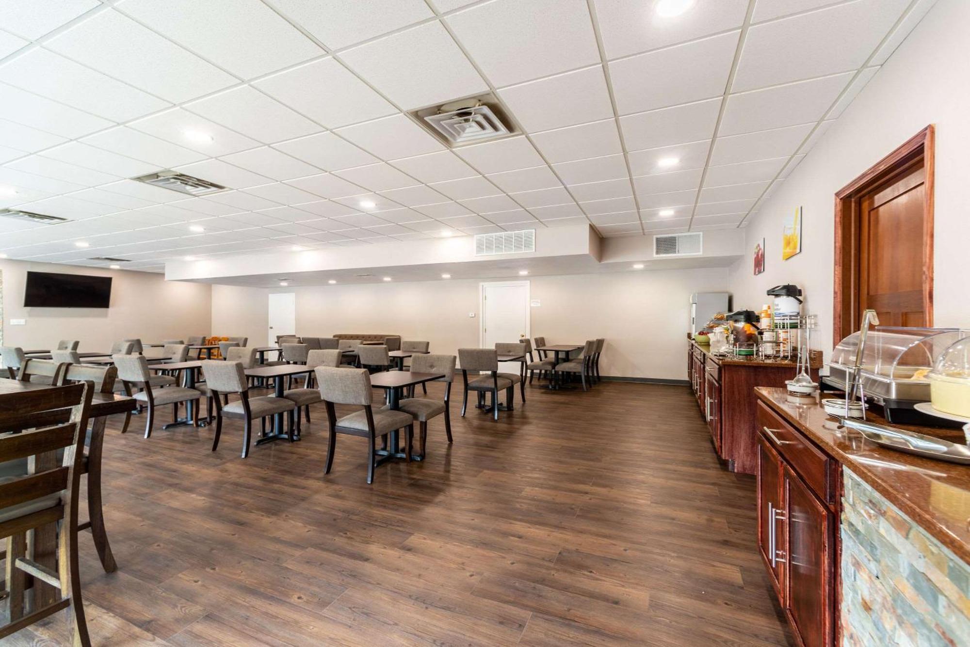 Quality Inn & Suites Vandalia Near I-70 And Hwy 51 Kültér fotó