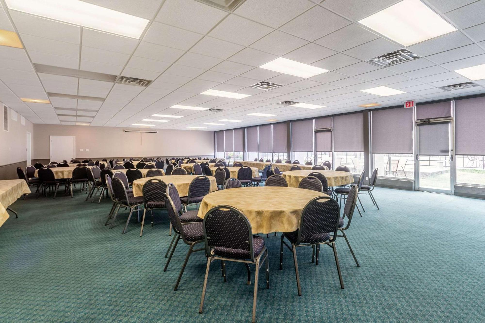 Quality Inn & Suites Vandalia Near I-70 And Hwy 51 Kültér fotó