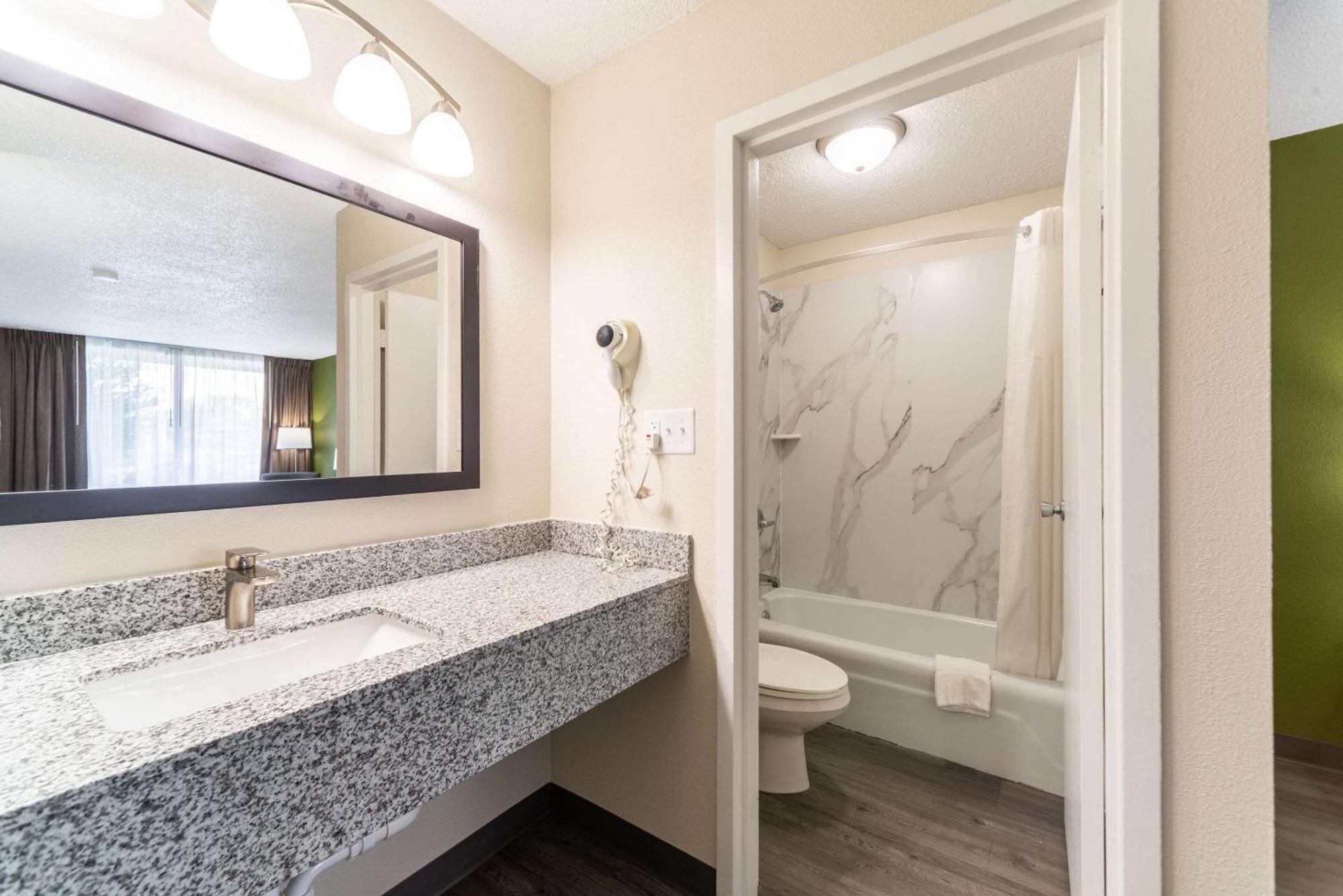 Quality Inn & Suites Vandalia Near I-70 And Hwy 51 Kültér fotó